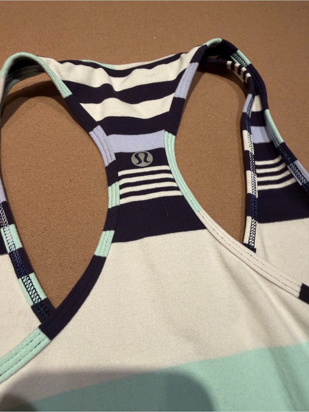 Lululemon women’s tank top bundle of two - Picture 3 of 6
